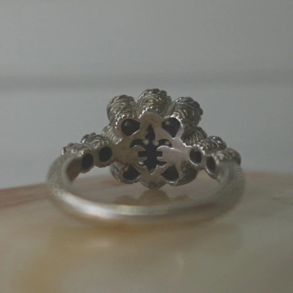 Judith‎ Ripka Sterling Silver 925 CZ Diamond Ring Size 7.75 Cluster Halo Jewelry